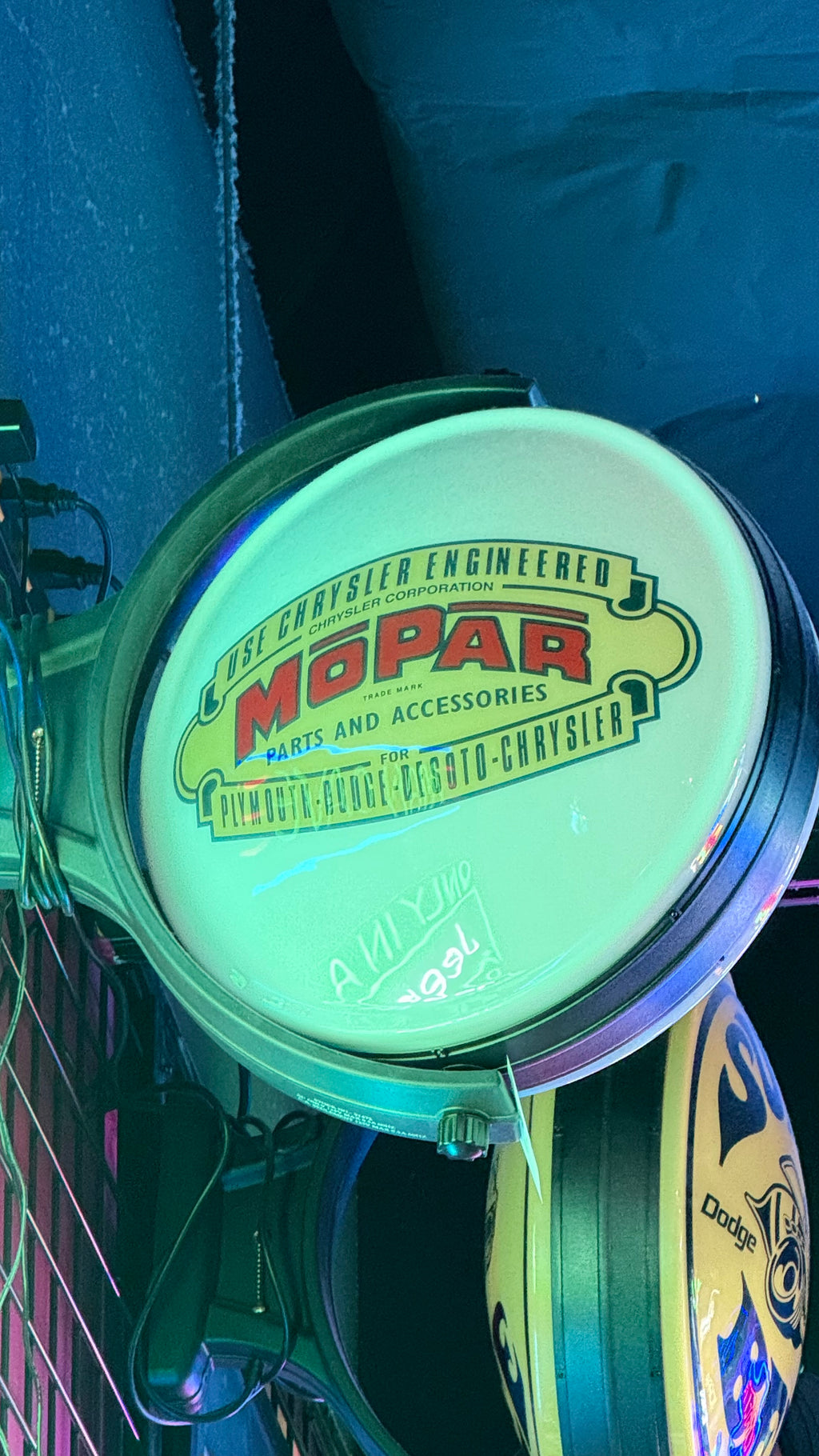 PUB LIGHT - ROTATING