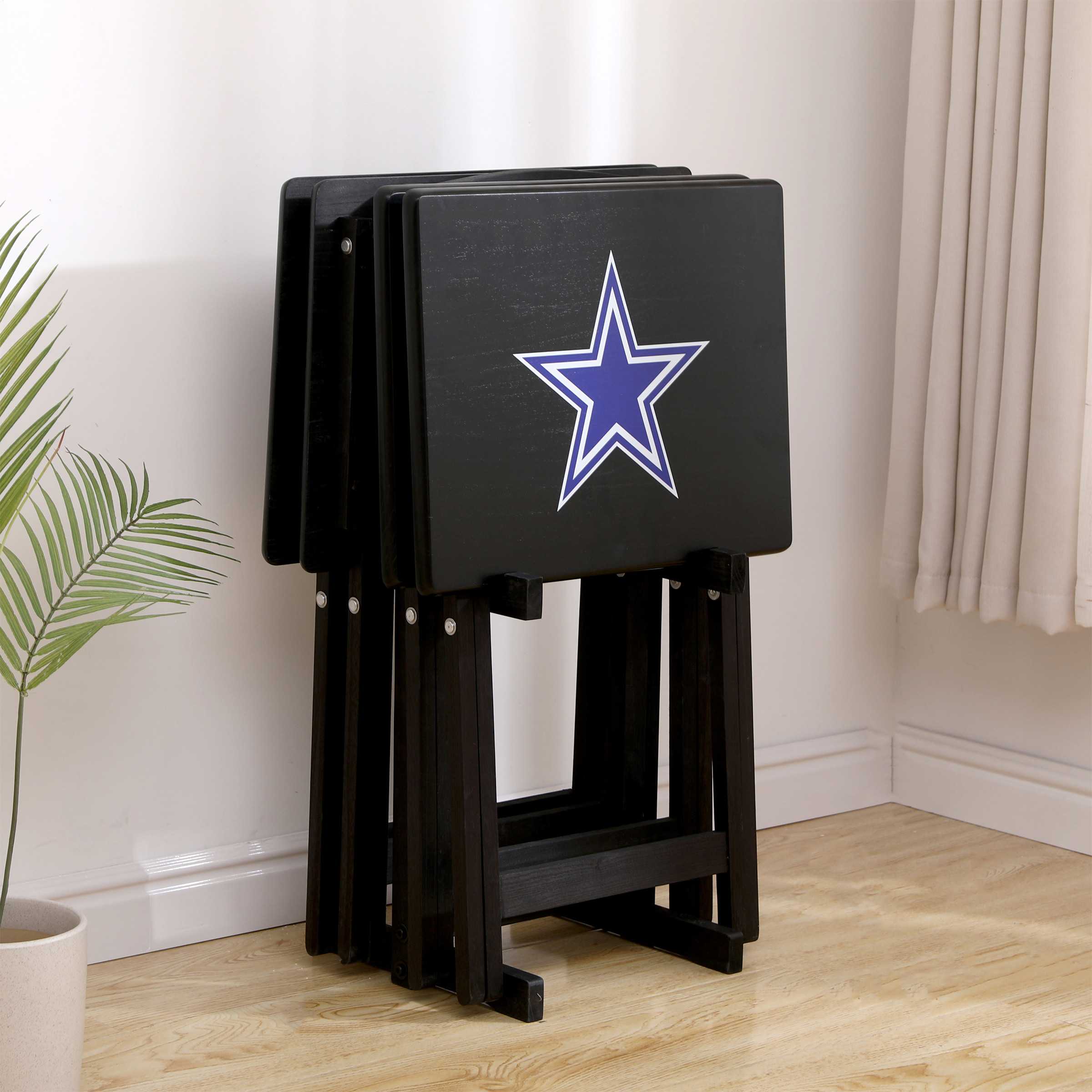 DALLAS COWBOYS 4 TV TRAYS WITH STAND