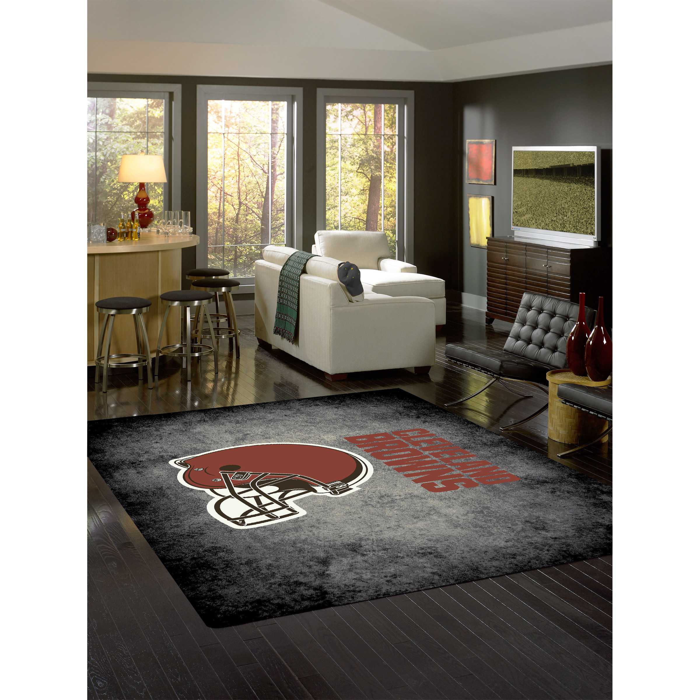 CLEVELAND BROWNS 8X11 DISTRESSED RUG
