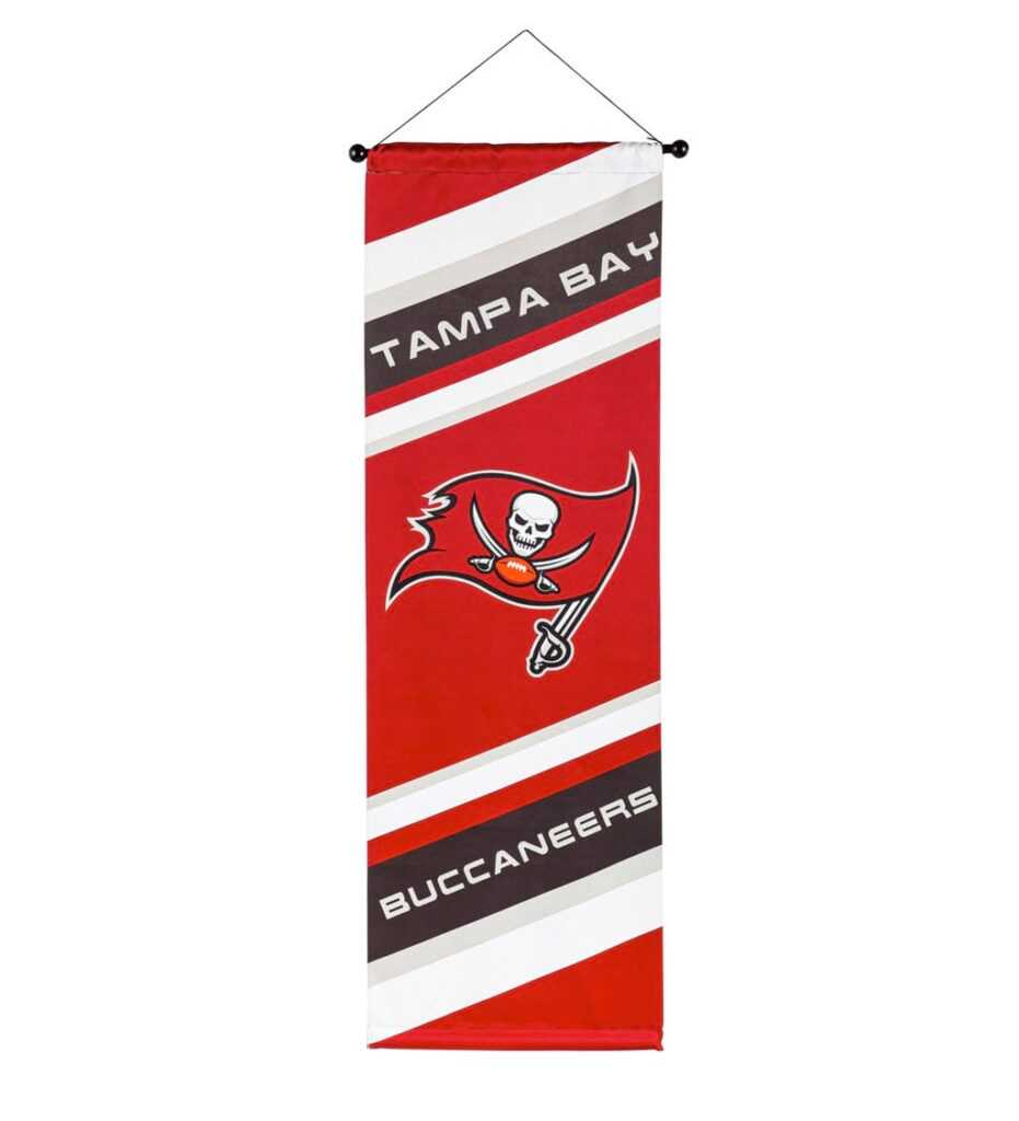 Tampa Bay Buccaneers Dowel Banner - Mymancave Store